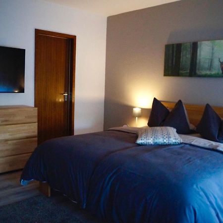 Schwarzwald Geht Immer Fewo 60 Qm Mit Grossem Suedbalkon, Wlan Und Magenta Tv Schönwald Luaran gambar