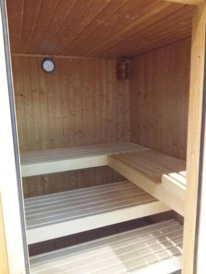 Schwarzwald Geht Immer Fewo 60 Qm Mit Grossem Suedbalkon, Wlan Und Magenta Tv Schönwald Luaran gambar